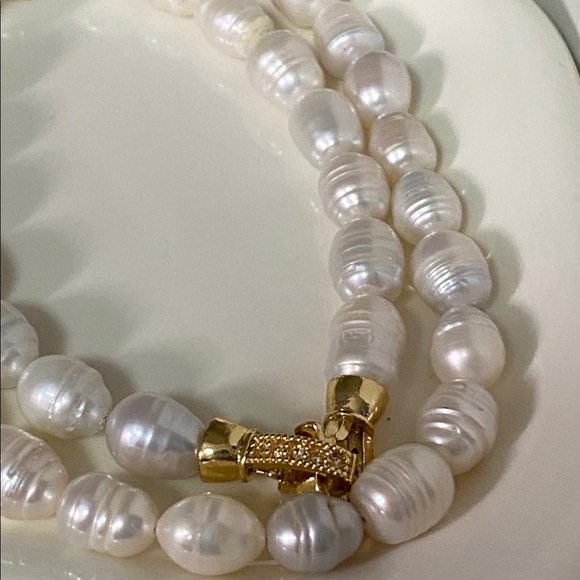 Freshwater Pearl Necklace | White Pearl Strand | Classic Elegant Jewelry - Picture 2 of 3